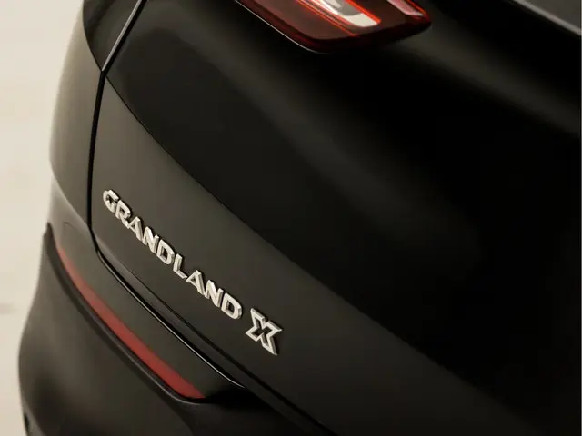 Opel Grandland X 1.2 Turbo Sport 2021 Benzine 26