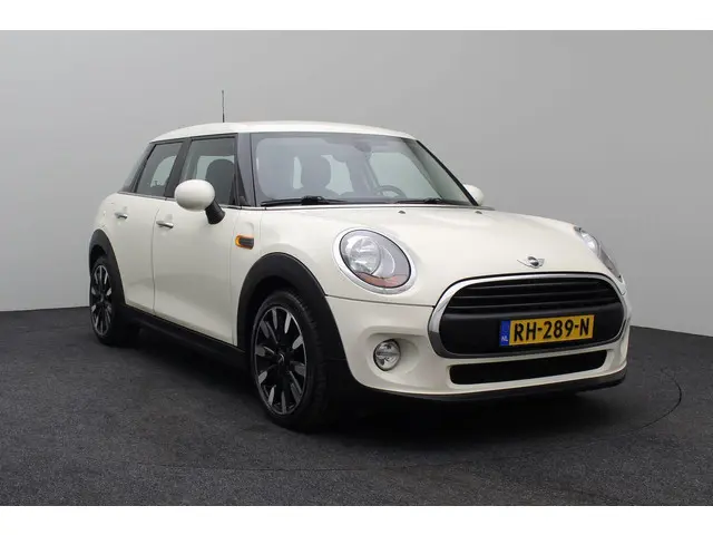 MINI One Mini 1.2 Business 2016 Benzine 12