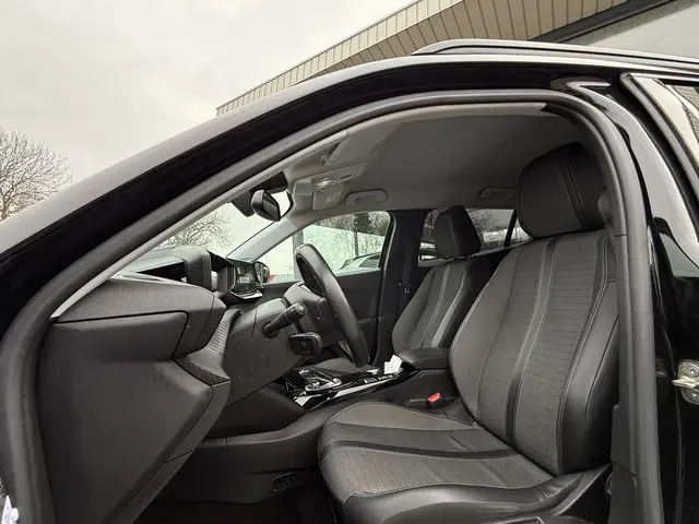 Peugeot e-2008 EV Allure 50 kWh 2020 Elektrisch 9