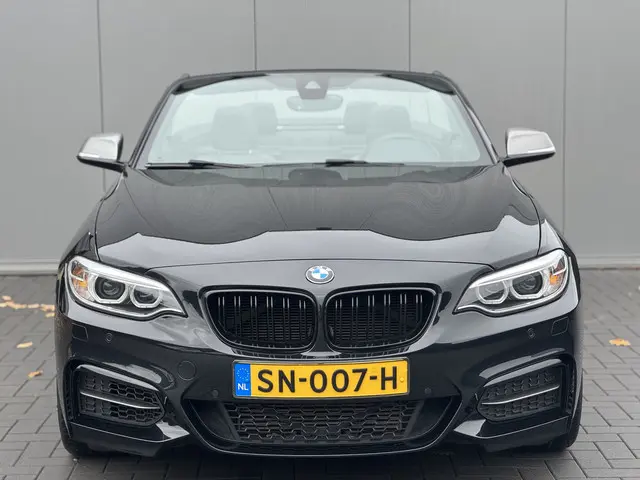 BMW 2 Serie Cabrio M235i High Executive 2015 Benzine 20