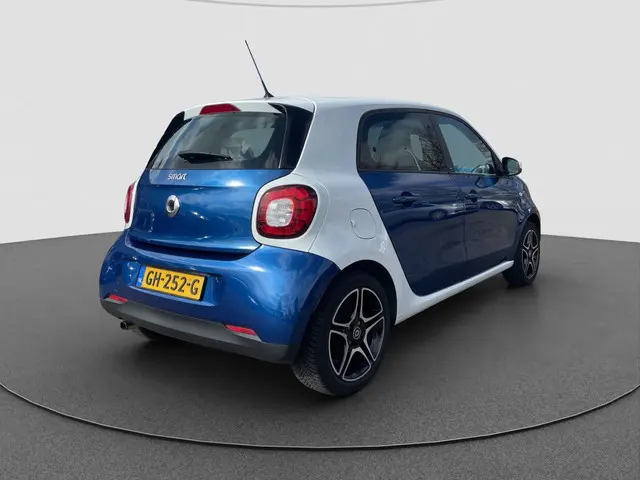 Smart Forfour 1.0 Proxy 2015 Benzine 6