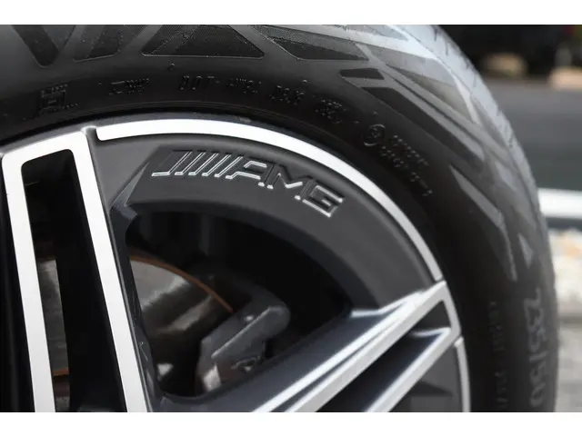 Mercedes-Benz GLA 250 e AMG 2021 Hybride Benzine 28