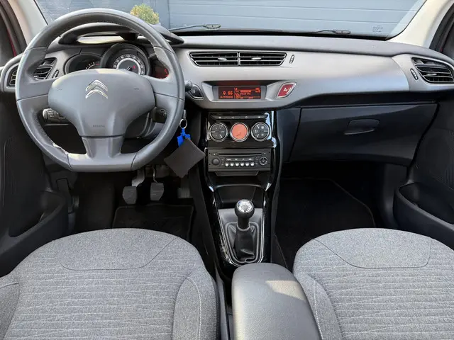 Citroën C3 1.2 PureTech Collection 2015 Benzine 7