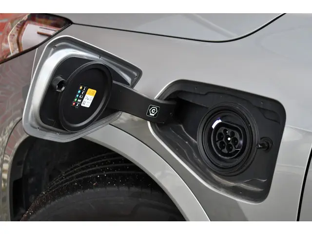 BMW X1 xDrive25e M-Sport 2024 Hybride Benzine 18