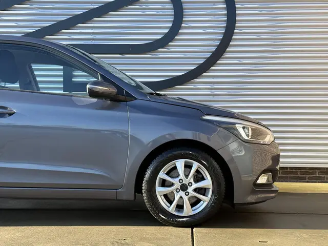 Hyundai i20 1.0 T-GDI Essence 2016 Benzine 22