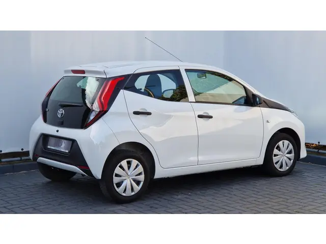 Toyota Aygo 1.0 VVT-i x-fun 2018 Benzine 9