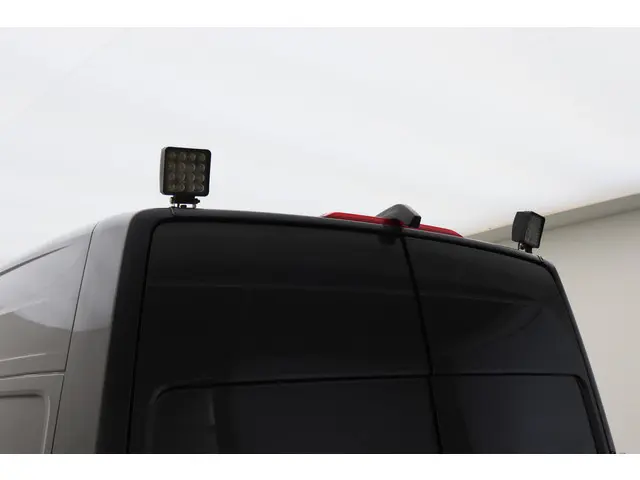 Volkswagen Crafter 30 2.0 TDI L3H3 177 PK 2019 Diesel 34