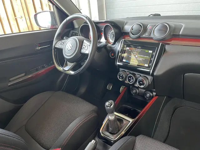 Suzuki Swift 1.4 Sport 2019 Benzine 28