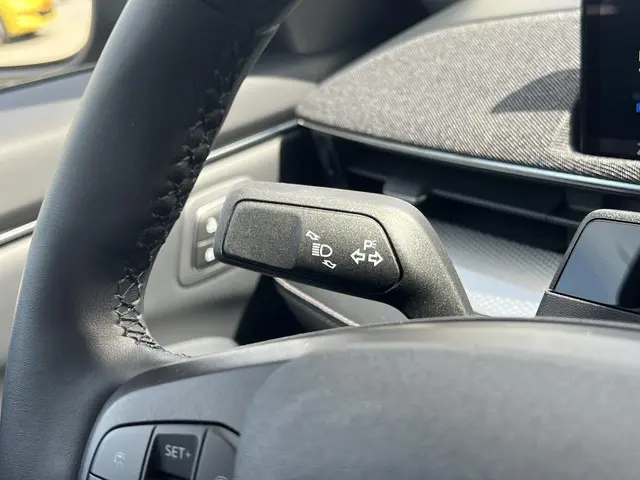 Ford Mustang Mach-E RWD 75 kWh 2023 Elektrisch 24