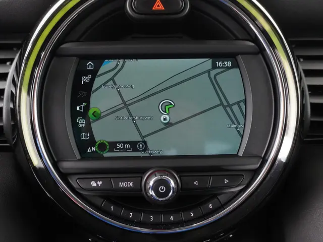 MINI 5-Deurs Cooper 2020 Benzine 16