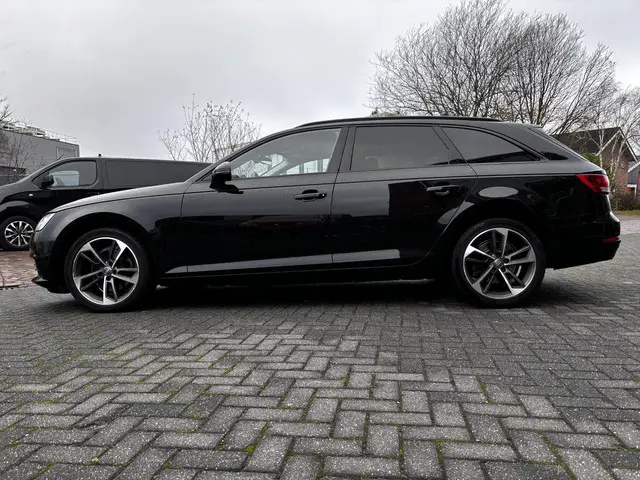 Audi A4 Avant 2.0 TDI ultra Design Pro Line 2017 Diesel 6