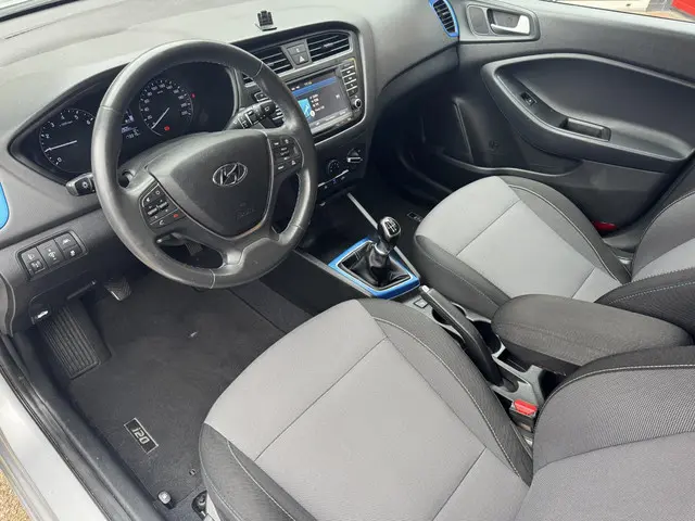 Hyundai i20 1.0 T-GDI Go! 2016 2017 Benzine 11