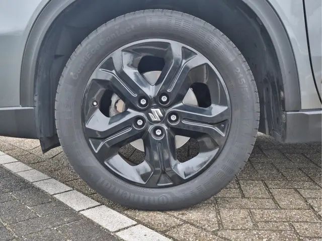Suzuki Vitara 1.6 Exclusive 2018 Benzine 8