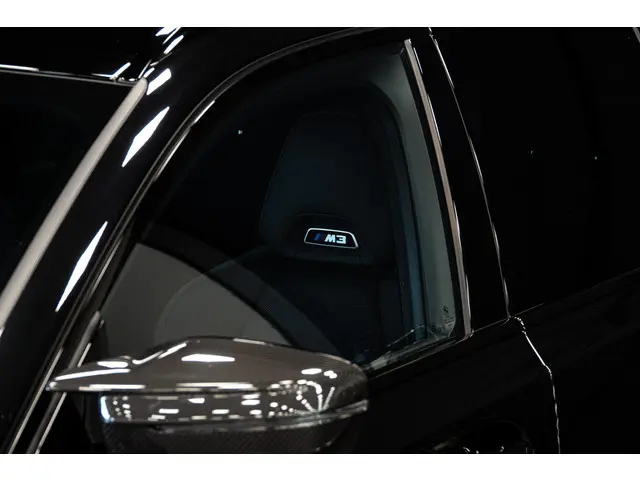 BMW M3 Touring xDrive Competition 2024 Benzine 9