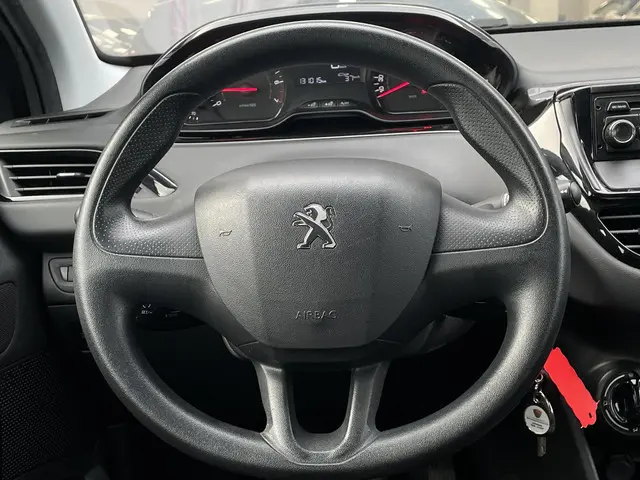 Peugeot 208 1.2 VTi Access 2013 Benzine 14