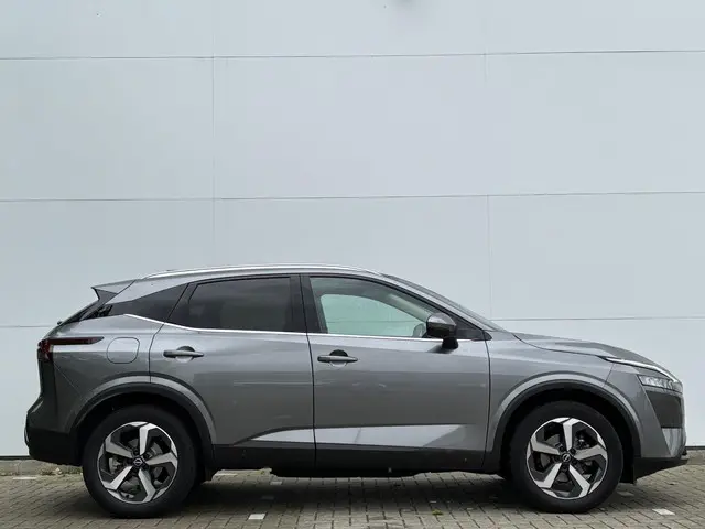 Nissan QASHQAI 1.3 MHEV N-Connecta 2022 Benzine 21
