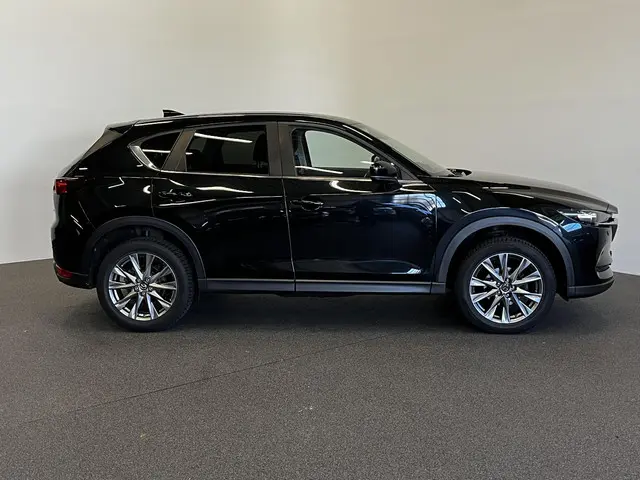 Mazda CX-5 2.0 SkyActiv-G 165 PK Aut. Comfort 2021 Benzine 4