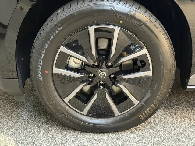 Toyota bZ4X Executive 73 kWh automaat 2025 Elektrisch 10