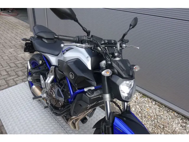Yamaha MT 07 ABS 2016 Benzine 7