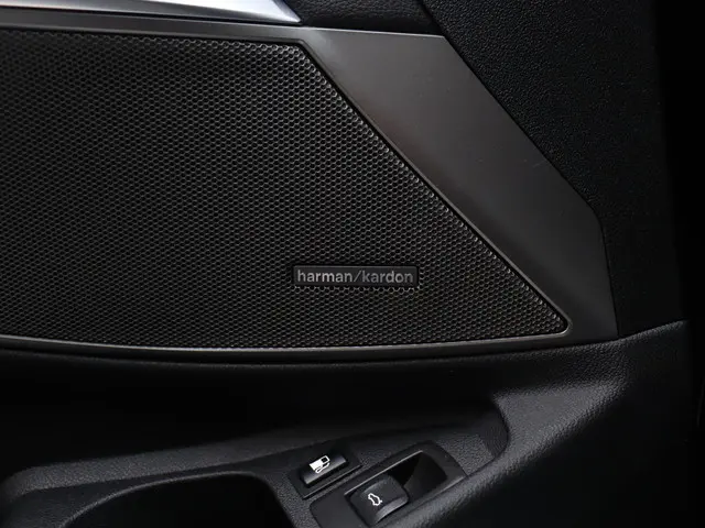 BMW 3 Serie Touring 330e 2021 Hybride Benzine 34