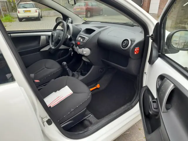 Citroën C1 1.0 Collection 2013 Benzine 11