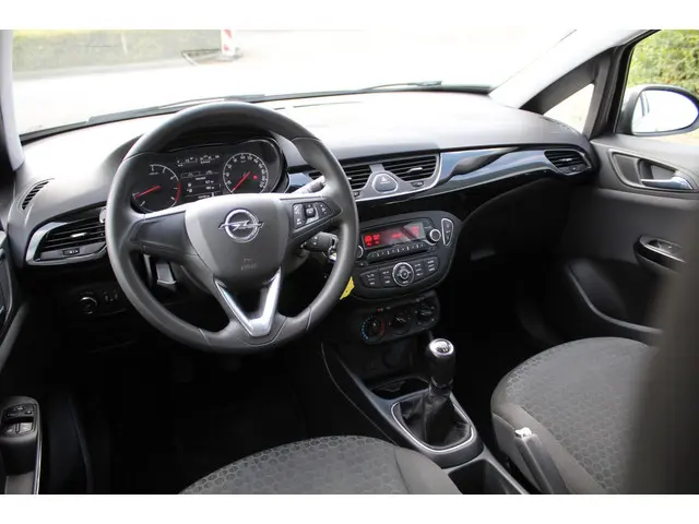Opel Corsa 1.2 | 5 Deurs | Airco | Trekhaak | APK | 2017 Benzine 11