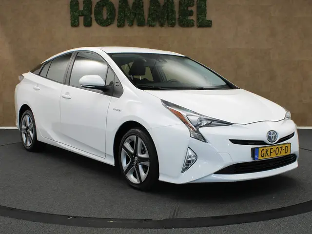 Toyota Prius 1.8 Active 2018 Hybride Benzine 3