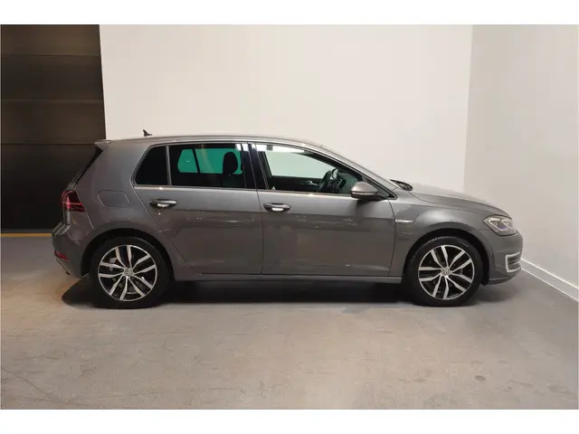 Volkswagen e-Golf E-DITION 2019 Elektrisch 4