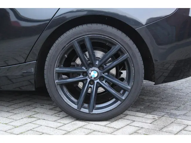 BMW 1 Serie 116d | Automaat | 18 inch | NAP 2017 Diesel 7