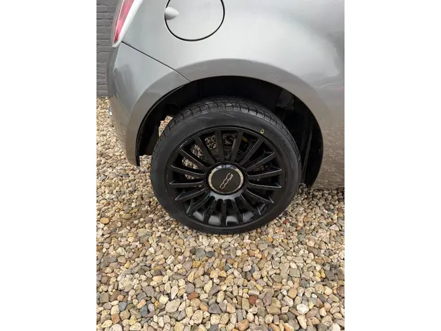 Fiat 500 0.9 TwinAir Easy*Airco* 2013 Benzine 11