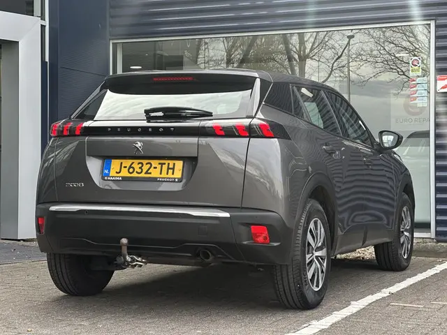 Peugeot 2008 1.2 PureTech 100pk Active 2020 Benzine 2