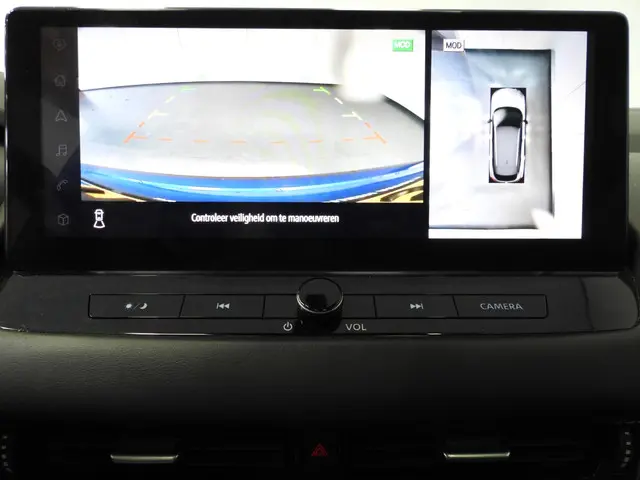 Nissan QASHQAI 1.3 MHEV N-Connecta Design 2023 Benzine 8