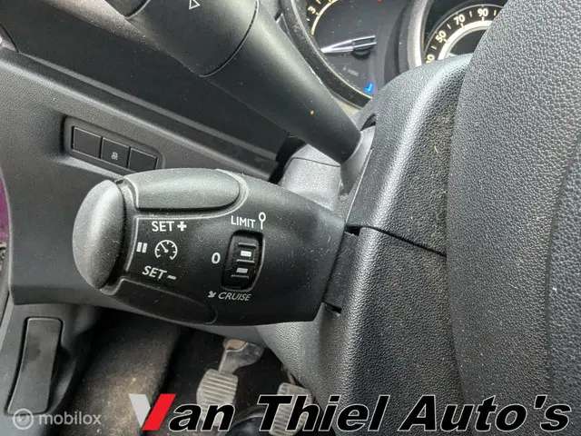 Citroën C3 1.2 PureTech Feel Edition 2015 Benzine 19