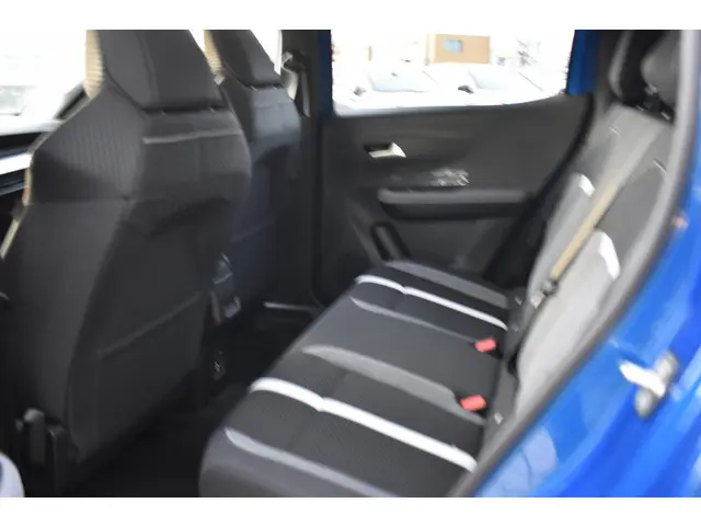 Opel Frontera 1.2 Turbo Hybrid GS 2025 Hybride Benzine 20