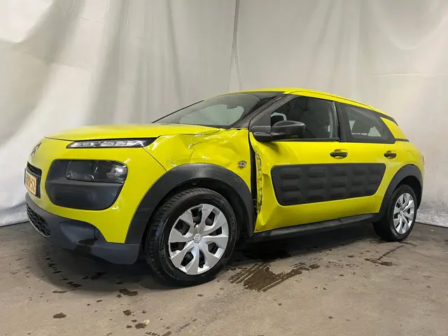 Citroën C4 Cactus 1.2 VTi Live SCHADEAUTO!! 2014 Benzine 2