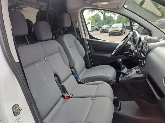 Citroën Berlingo 1.6 HDI 75 Club 2015 Diesel 26
