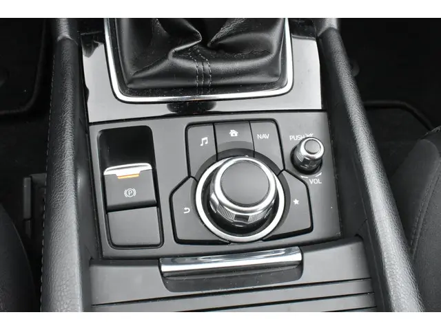 Mazda 3 2.0 SkyActiv-G 120 SkyLease+ 2017 Benzine 16