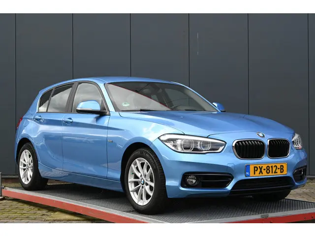 BMW 1 Serie 118i Corporate Lease Executive 2017 Benzine 9