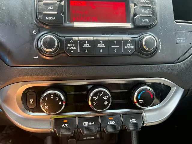 Kia Rio 1.2 CVVT Plus Pack KM 139775 MET NAP 2012 Benzine 9
