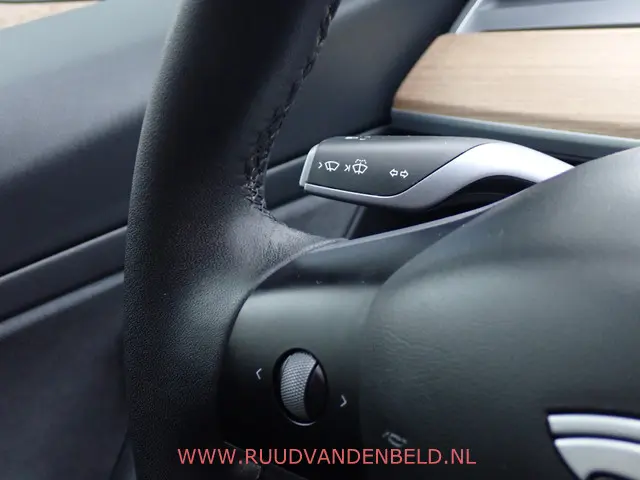 Tesla Model 3 LONG RANGE AWD 75kWh 2020 Elektrisch 29