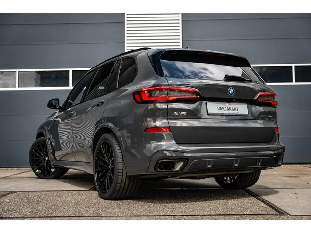 BMW X5 xDrive45e High Executive 2023 Hybride Benzine 3