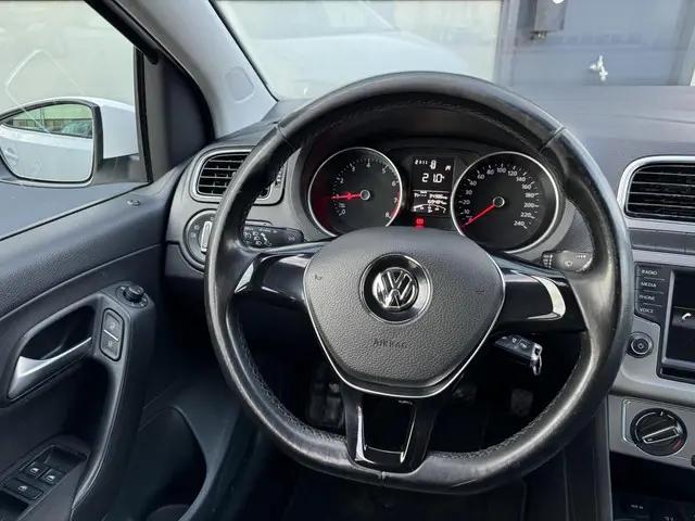 Volkswagen Polo 1.0 Navi / Cruise / Airco 5Drs 2016 Benzine 13