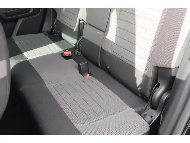 Citroën C3 Aircross 1.2 PureTech S&S Shine 2019 Benzine 6