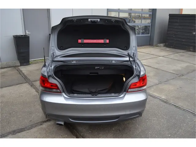 BMW 1 Serie Cabrio 118i M Sport Edition 2014 Benzine 12