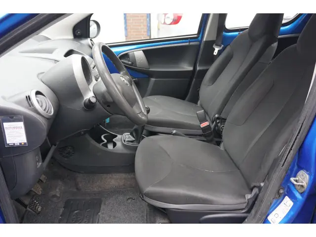 Toyota Aygo 1.0 VVT-i Access 2014 Benzine 7