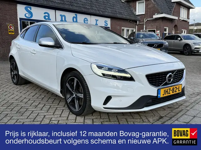 Volvo V40 1.5 T2 Geartronic R-Design 2018 Benzine