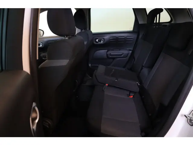 Citroën C3 Aircross PT 110 Shine 2020 Benzine 23