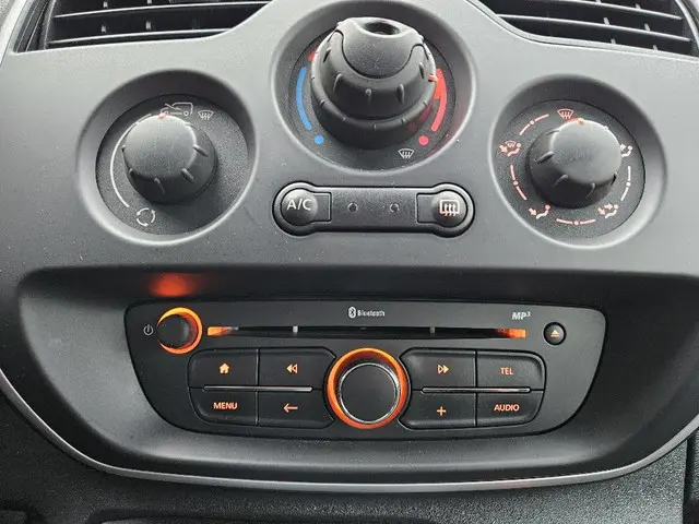 Nissan NV250 1.5 dCi 95 L1H1 Acenta 2020 Diesel 14
