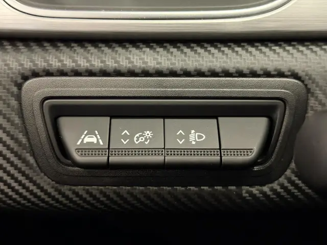 Renault Captur 1.0 TCe 90 R.S. Line 2022 Benzine 32