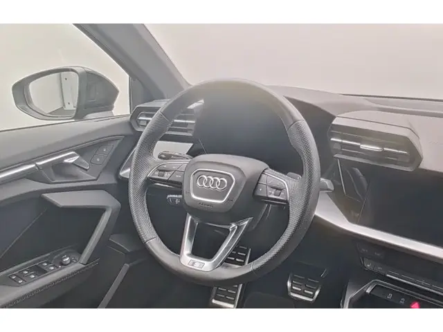 Audi A3 Sportback 35 TFSI S edition 2024 Benzine 17